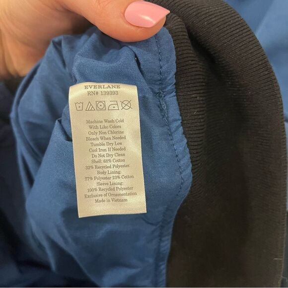 Everlane Blue Bomber Jacket NEW Small - Picture 14 of 16